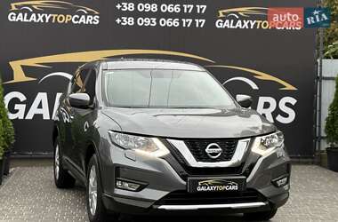 Внедорожник / Кроссовер Nissan X-Trail 2019 в 
