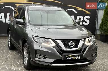 Внедорожник / Кроссовер Nissan X-Trail 2019 в 