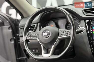 Внедорожник / Кроссовер Nissan X-Trail 2019 в 