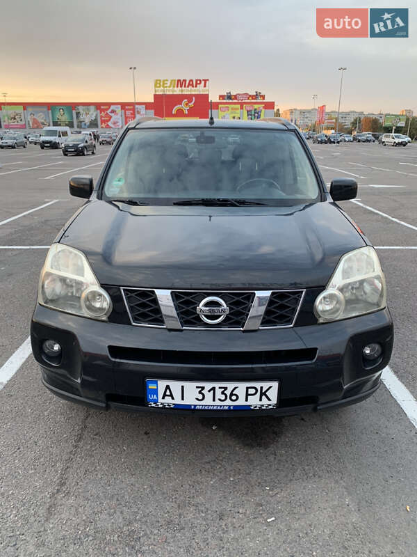 Внедорожник / Кроссовер Nissan X-Trail 2008 в 