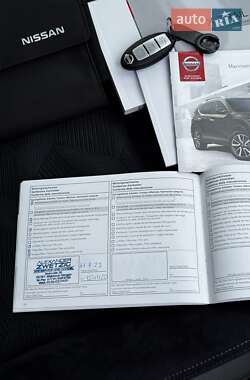 Внедорожник / Кроссовер Nissan X-Trail 2016 в 