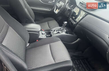 Внедорожник / Кроссовер Nissan X-Trail 2019 в 