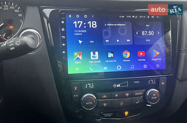 Внедорожник / Кроссовер Nissan X-Trail 2019 в 