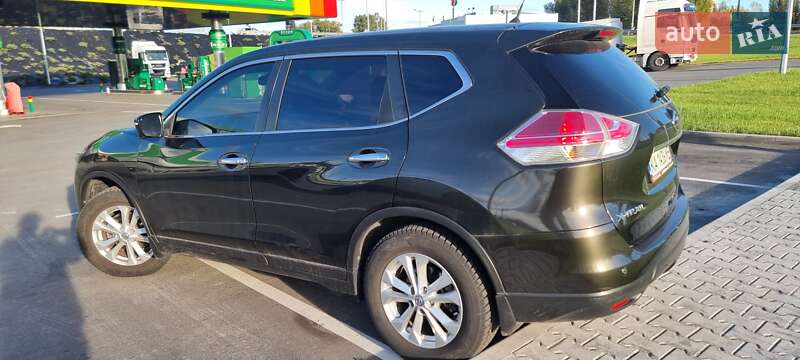 Внедорожник / Кроссовер Nissan X-Trail 2017 в Киеве