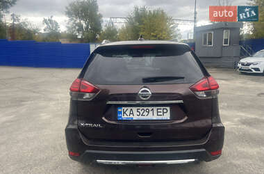 Внедорожник / Кроссовер Nissan X-Trail 2021 в 