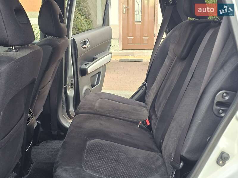 Внедорожник / Кроссовер Nissan X-Trail 2012 в Стрые