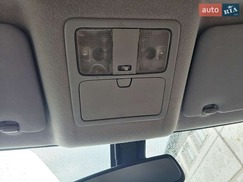 Внедорожник / Кроссовер Nissan X-Trail 2012 в Стрые