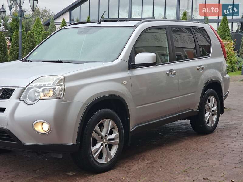 Внедорожник / Кроссовер Nissan X-Trail 2012 в Стрые