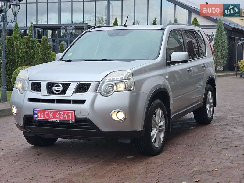 Внедорожник / Кроссовер Nissan X-Trail 2012 в Стрые