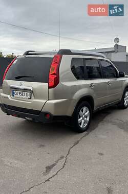 Внедорожник / Кроссовер Nissan X-Trail 2008 в 