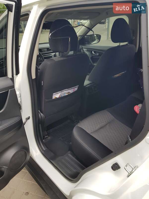 Внедорожник / Кроссовер Nissan X-Trail 2019 в Кропивницком