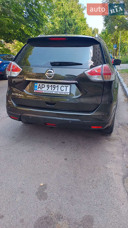 Внедорожник / Кроссовер Nissan X-Trail 2016 в Ровно