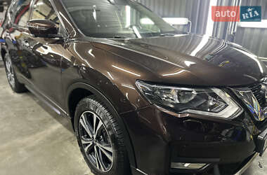 Позашляховик / Кросовер Nissan X-Trail 2017 в Києві
