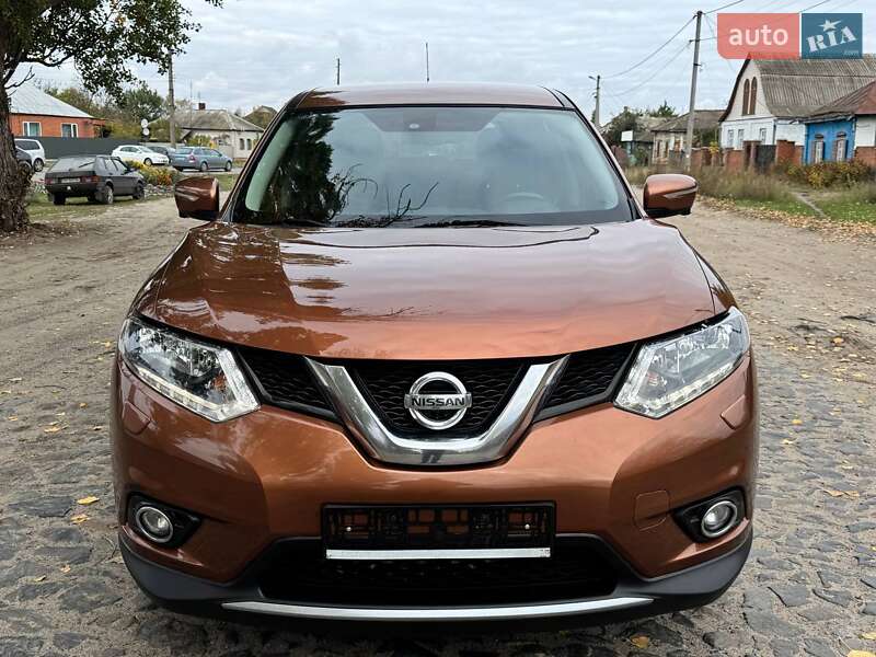 Внедорожник / Кроссовер Nissan X-Trail 2015 в Ахтырке