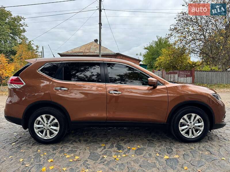 Внедорожник / Кроссовер Nissan X-Trail 2015 в Ахтырке