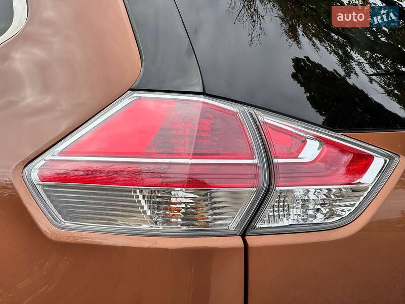 Внедорожник / Кроссовер Nissan X-Trail 2015 в Ахтырке