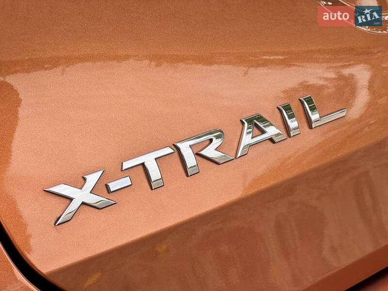 Внедорожник / Кроссовер Nissan X-Trail 2015 в Ахтырке