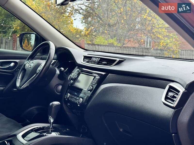 Внедорожник / Кроссовер Nissan X-Trail 2015 в Ахтырке