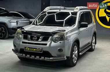 Позашляховик / Кросовер Nissan X-Trail 2011 в 