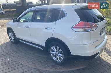 Позашляховик / Кросовер Nissan X-Trail 2017 в  фото 5 Позашляховик / Кросовер Nissan X-Trail 2017 в