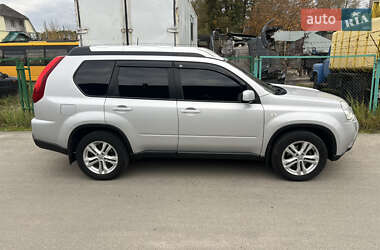Внедорожник / Кроссовер Nissan X-Trail 2014 в 