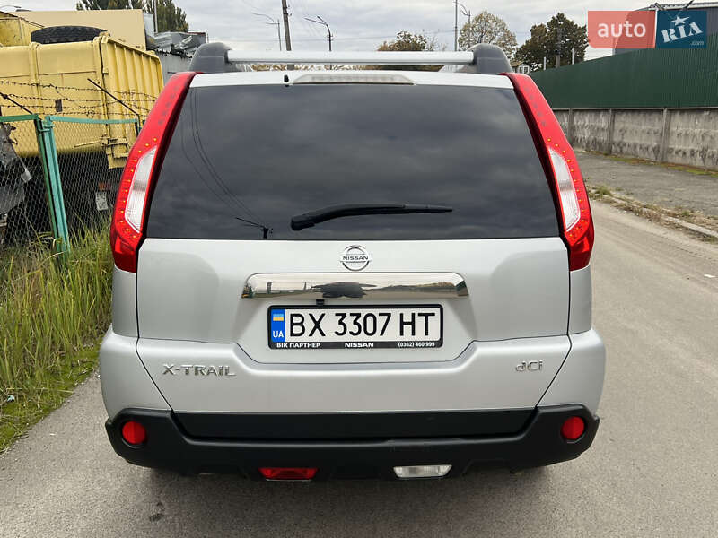 Позашляховик / Кросовер Nissan X-Trail 2014 в Києві