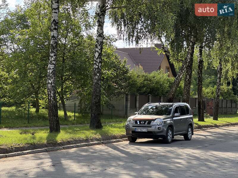 Внедорожник / Кроссовер Nissan X-Trail 2008 в Гоще