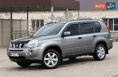 Внедорожник / Кроссовер Nissan X-Trail 2008 в 