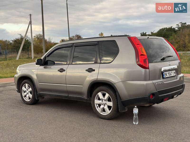 Внедорожник / Кроссовер Nissan X-Trail 2008 в Гоще