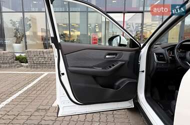 Внедорожник / Кроссовер Nissan X-Trail 2023 в 