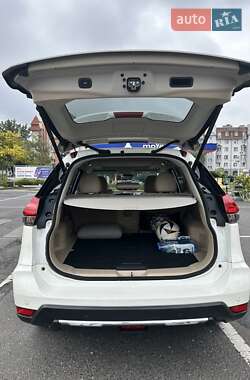 Внедорожник / Кроссовер Nissan X-Trail 2021 в 