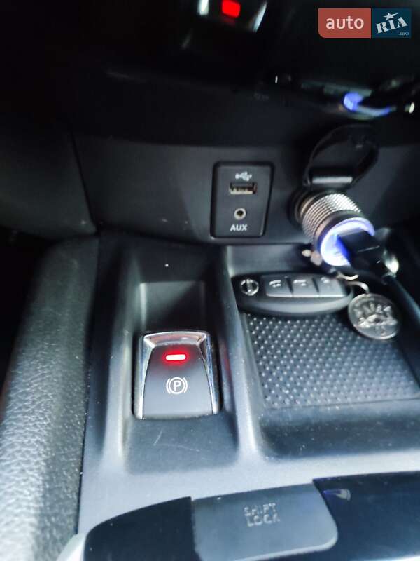 Внедорожник / Кроссовер Nissan X-Trail 2015 в Киеве фото 9 Внедорожник / Кроссовер Nissan X-Trail 2015 в Киеве