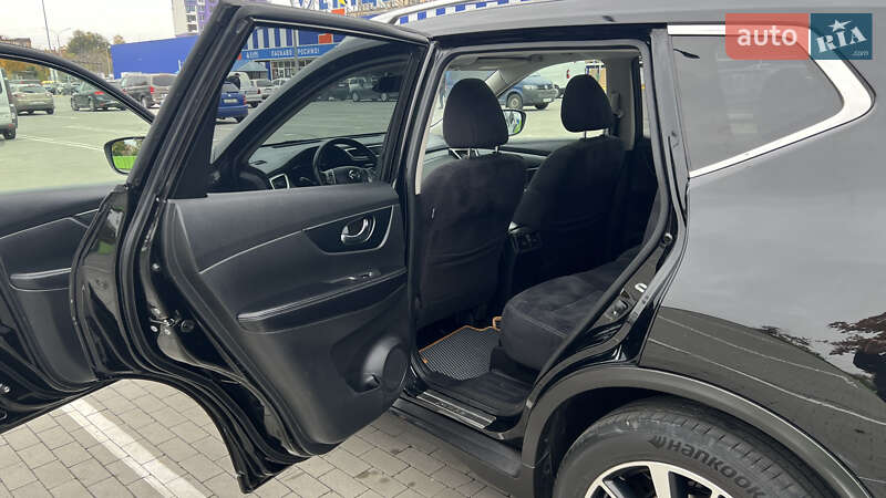 Позашляховик / Кросовер Nissan X-Trail 2016 в Умані фото 29 Позашляховик / Кросовер Nissan X-Trail 2016 в Умані
