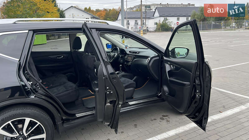 Позашляховик / Кросовер Nissan X-Trail 2016 в Умані фото 34 Позашляховик / Кросовер Nissan X-Trail 2016 в Умані