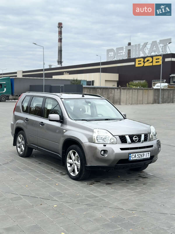 Внедорожник / Кроссовер Nissan X-Trail 2007 в Черкассах
