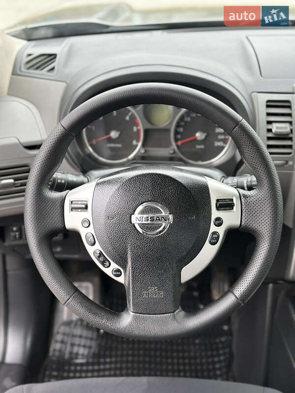 Внедорожник / Кроссовер Nissan X-Trail 2007 в Черкассах