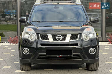 Внедорожник / Кроссовер Nissan X-Trail 2012 в 