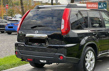 Внедорожник / Кроссовер Nissan X-Trail 2012 в 