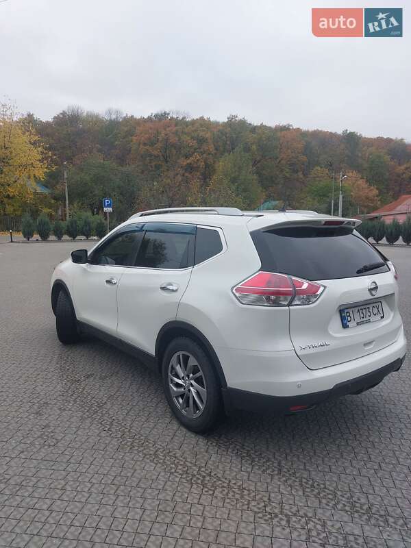 Позашляховик / Кросовер Nissan X-Trail 2014 в Полтаві