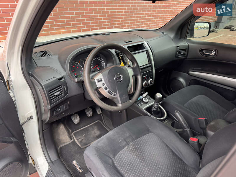 Позашляховик / Кросовер Nissan X-Trail 2011 в Одесі