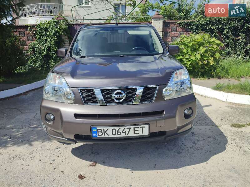 Внедорожник / Кроссовер Nissan X-Trail 2007 в Вараше фото 8 Внедорожник / Кроссовер Nissan X-Trail 2007 в Вараше