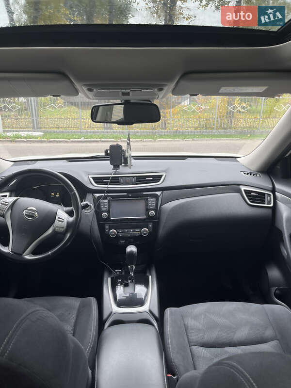 Внедорожник / Кроссовер Nissan X-Trail 2016 в Черкассах фото 10 Внедорожник / Кроссовер Nissan X-Trail 2016 в Черкассах