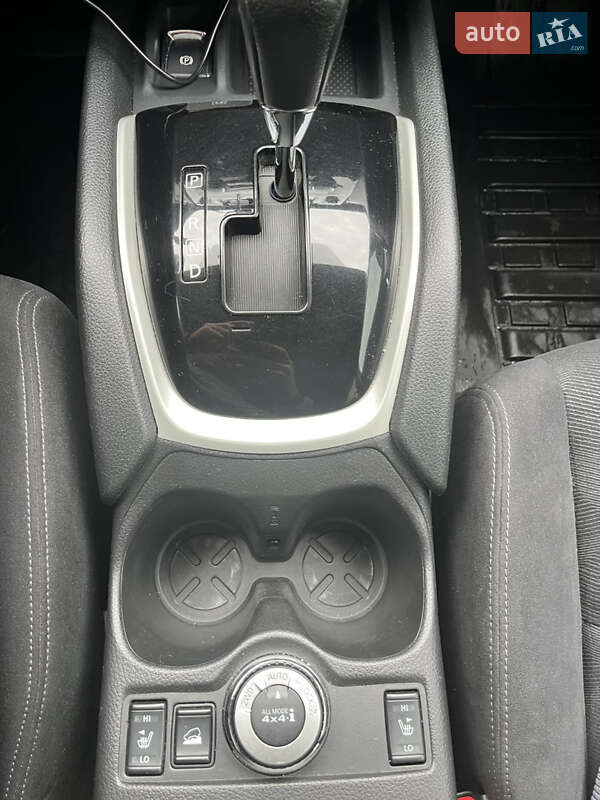 Внедорожник / Кроссовер Nissan X-Trail 2016 в Черкассах фото 14 Внедорожник / Кроссовер Nissan X-Trail 2016 в Черкассах