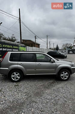 Внедорожник / Кроссовер Nissan X-Trail 2007 в 