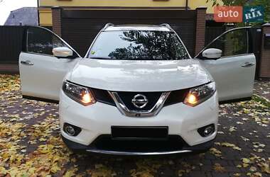 Внедорожник / Кроссовер Nissan X-Trail 2016 в Киеве