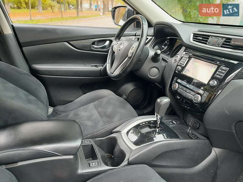 Позашляховик / Кросовер Nissan X-Trail 2016 в Києві фото 22 Позашляховик / Кросовер Nissan X-Trail 2016 в Києві