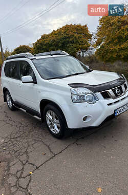 Позашляховик / Кросовер Nissan X-Trail 2013 в Києві