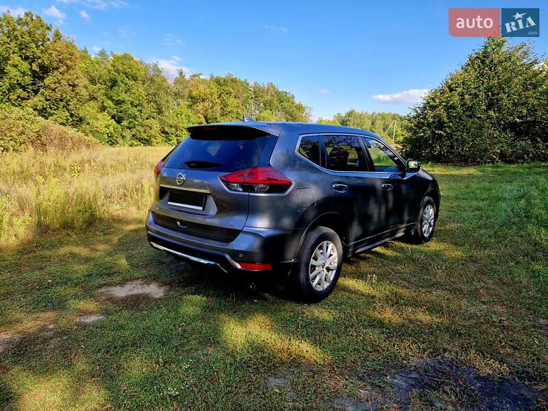 Внедорожник / Кроссовер Nissan X-Trail 2018 в Сумах