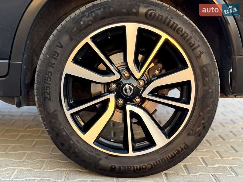 Позашляховик / Кросовер Nissan X-Trail 2017 в Тернополі фото 25 Позашляховик / Кросовер Nissan X-Trail 2017 в Тернополі