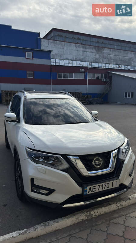 Внедорожник / Кроссовер Nissan X-Trail 2020 в Днепре
